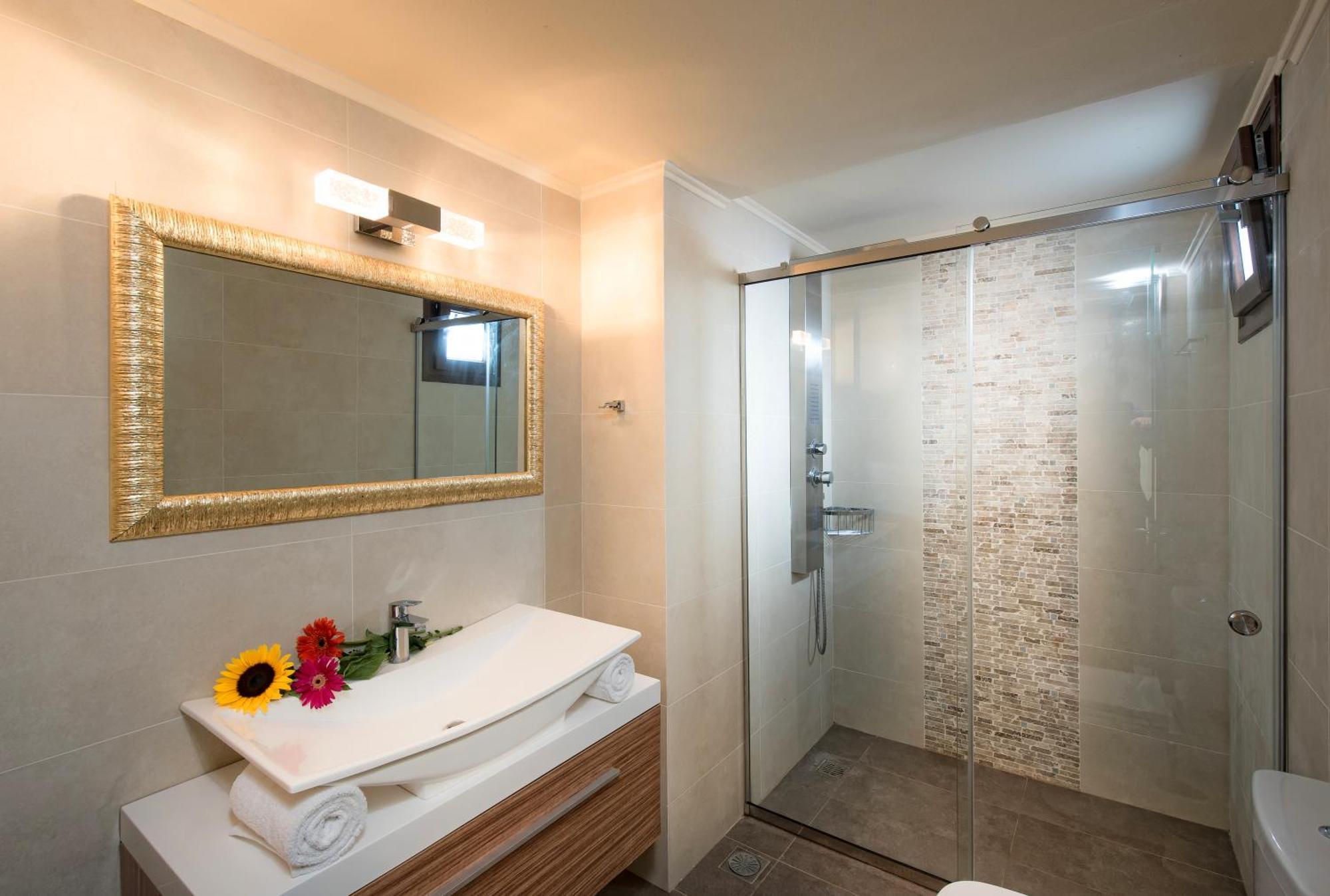 Villa Sonia By Estia Adults Only Малиа Екстериор снимка